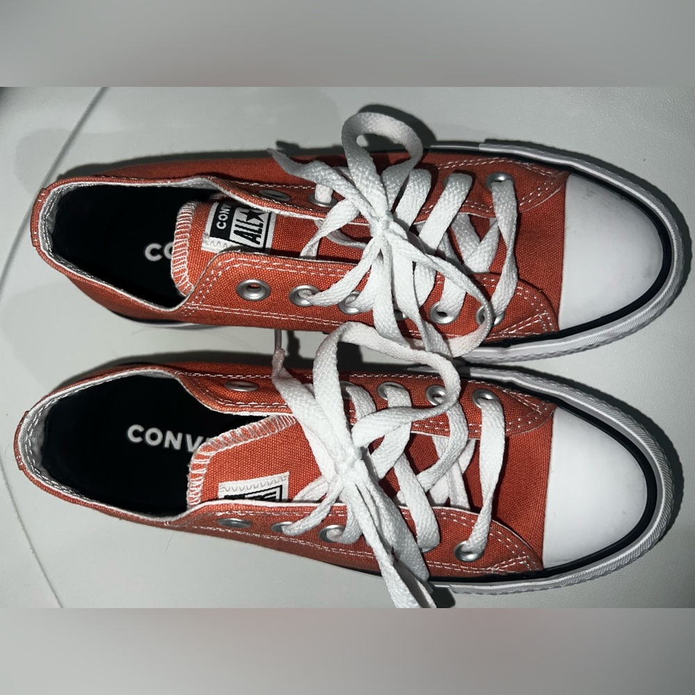 Platform converse